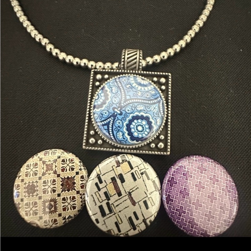 Vintage Magnabilities Necklace with Three Interchangeable Stones